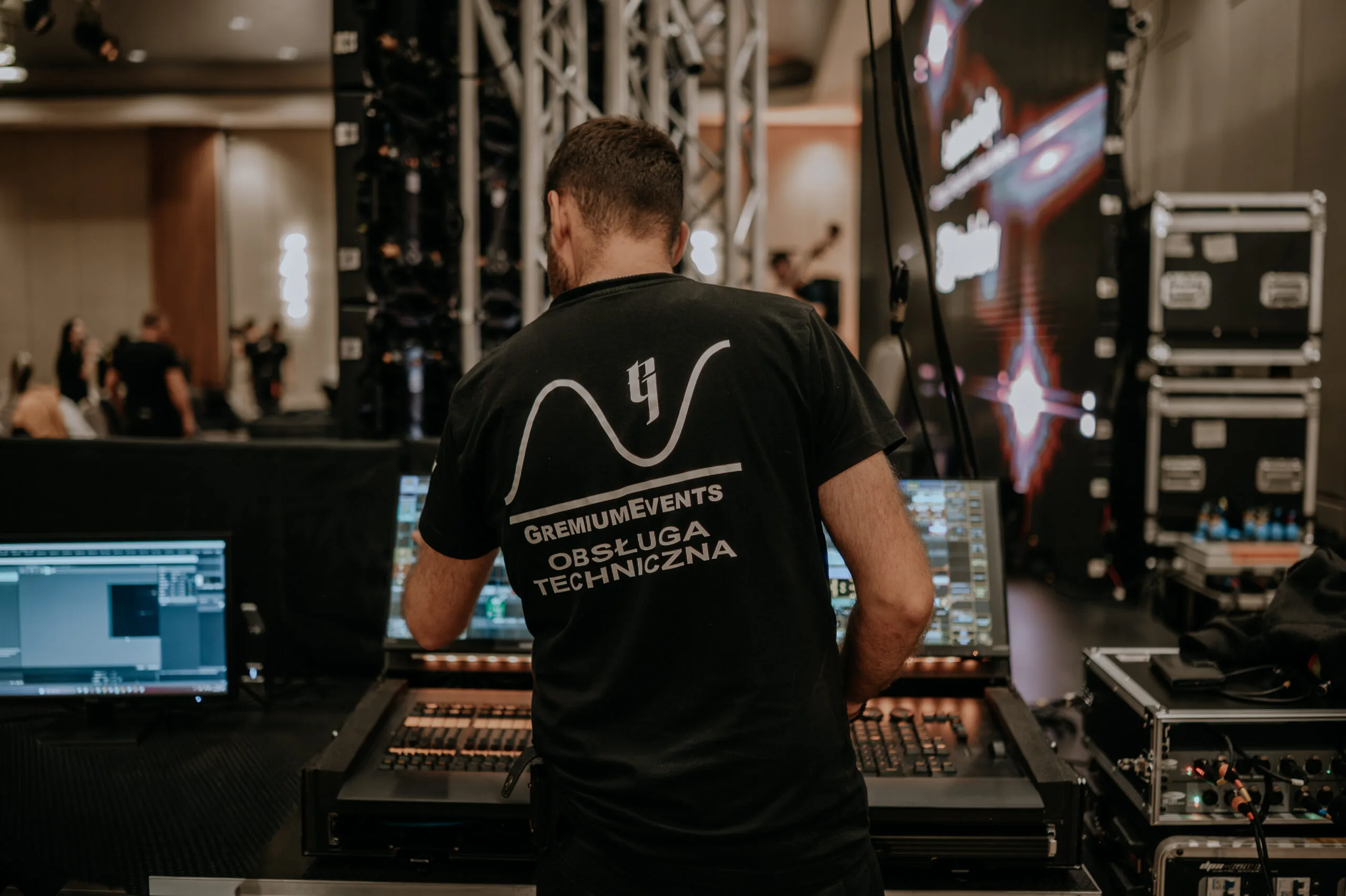 Produkcja techniczna eventu Realizacja techniczna wydarzenia scenicznego
